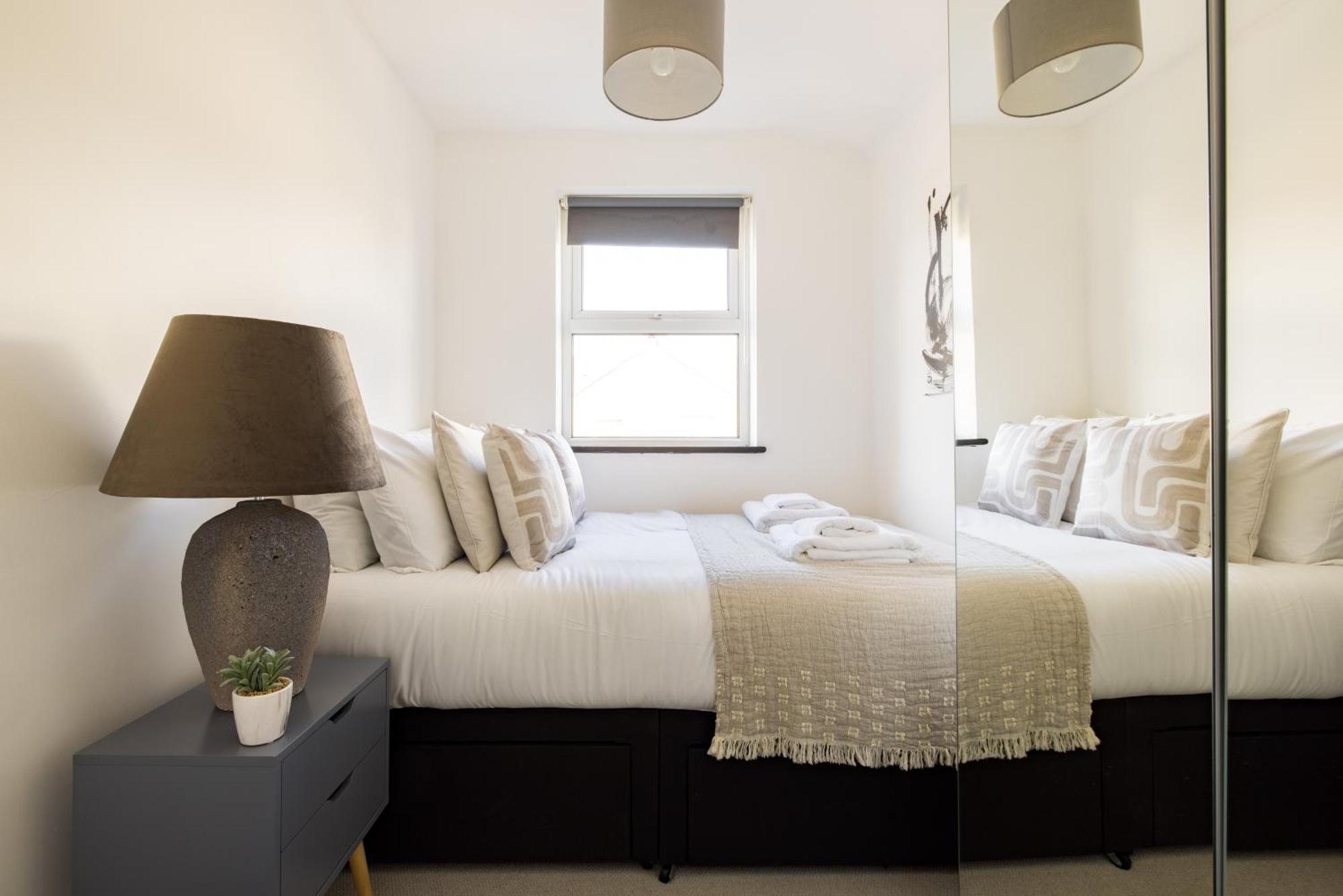 The Stratford Villa London Bagian luar foto